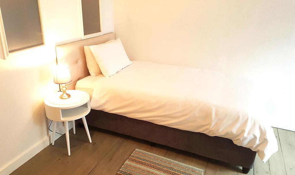 C Bay 58 Hotel Fokváros Kültér fotó